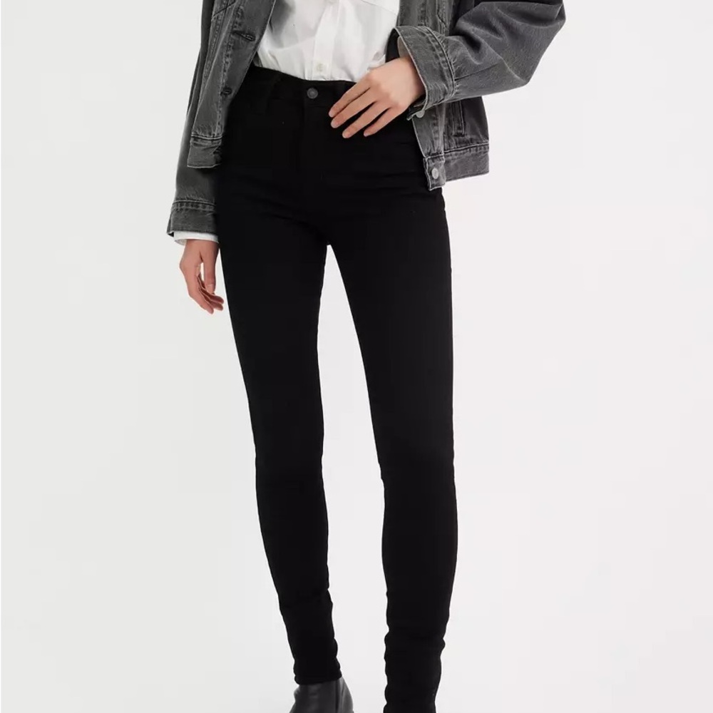 Levi’s 720 High Rise Super Skinny Jeans